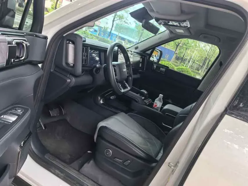 2023 FangChengBao Bao 5 1.5T 194HP L4 E-CVT PHEV 31.8KWH,autocango,china used car exporter,china ev exporter,chinese used car exporter,chinese used ev exporter