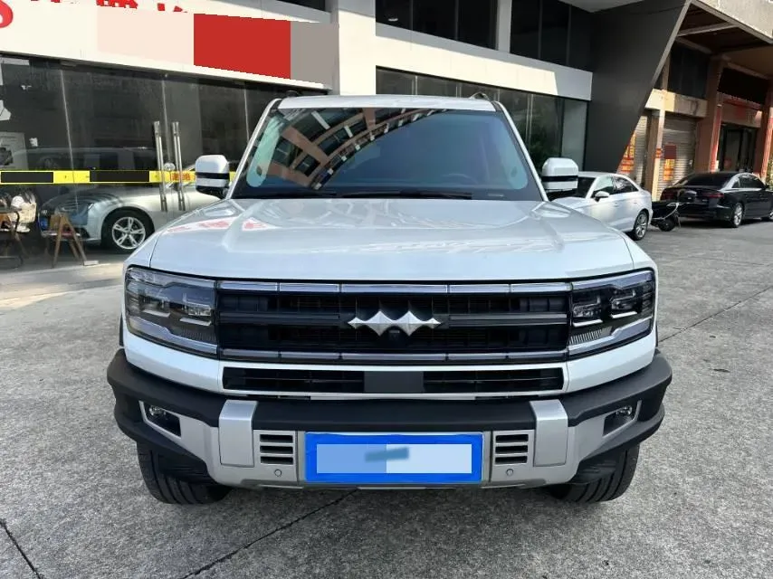 2023 FangChengBao Bao 5 1.5T 194HP L4 E-CVT PHEV 31.8KWH,autocango,china used car exporter,china ev exporter,chinese used car exporter,chinese used ev exporter