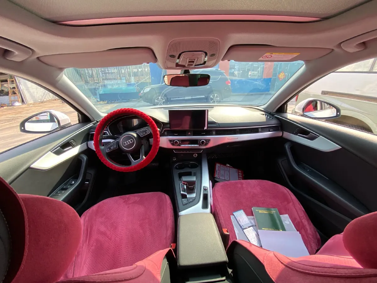 2020 Audi A4L 2.0T 190HP L4 7DCT,autocango,china used car exporter,china ev exporter,chinese used car exporter,chinese used ev exporter