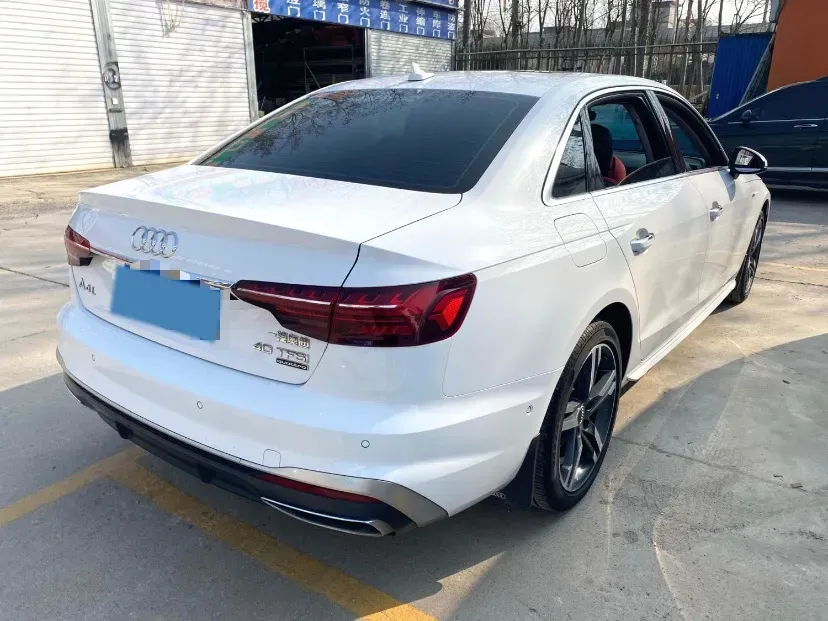 2020 Audi A4L 2.0T 190HP L4 7DCT,autocango,china used car exporter,china ev exporter,chinese used car exporter,chinese used ev exporter