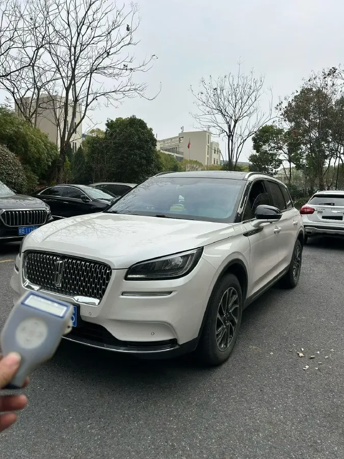 2022 Lincoln Corsair 2.0T 245HP L4 8AT,autocango,china used car exporter,china ev exporter,chinese used car exporter,chinese used ev exporter