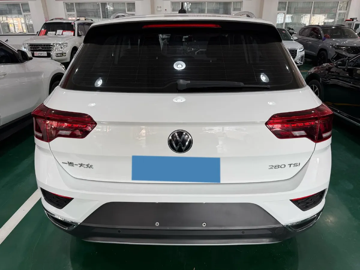 2021 Volkswagen T-Roc 1.4T 150HP L4 7DCT,autocango,china used car exporter,china ev exporter,chinese used car exporter,chinese used ev exporter