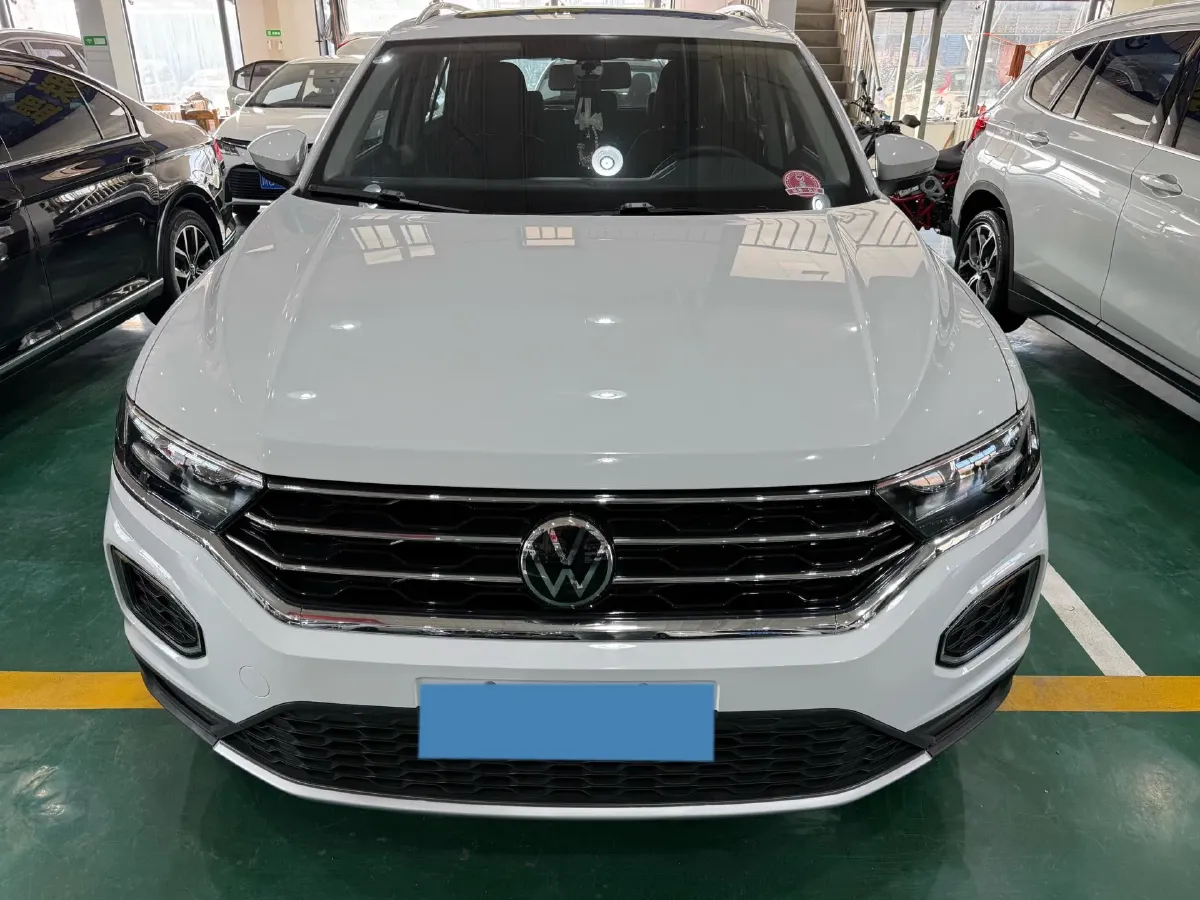 2021 Volkswagen T-Roc 1.4T 150HP L4 7DCT,autocango,china used car exporter,china ev exporter,chinese used car exporter,chinese used ev exporter