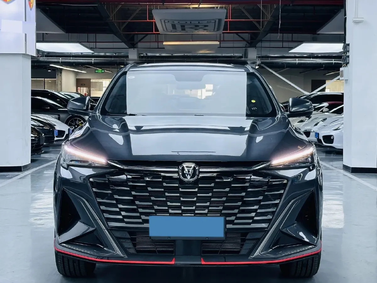 2026 ChangAn X5 PLUS 1.5T 192HP L4 7DCT,autocango,china used car exporter,china ev exporter,chinese used car exporter,chinese used ev exporter