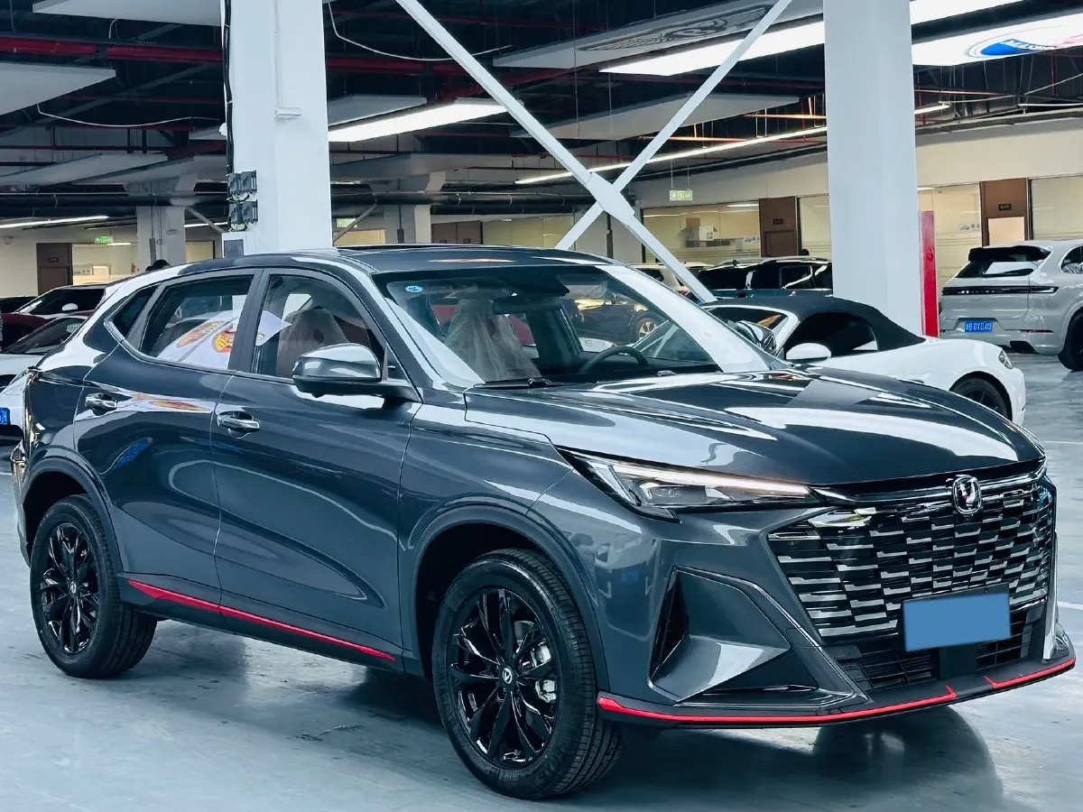 2026 ChangAn X5 PLUS 1.5T 192HP L4 7DCT,autocango,china used car exporter,china ev exporter,chinese used car exporter,chinese used ev exporter