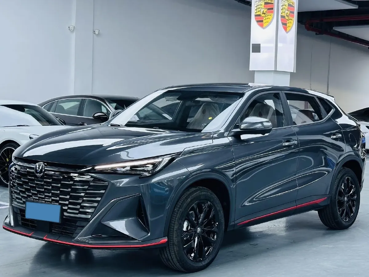 2026 ChangAn X5 PLUS 1.5T 192HP L4 7DCT,autocango,china used car exporter,china ev exporter,chinese used car exporter,chinese used ev exporter