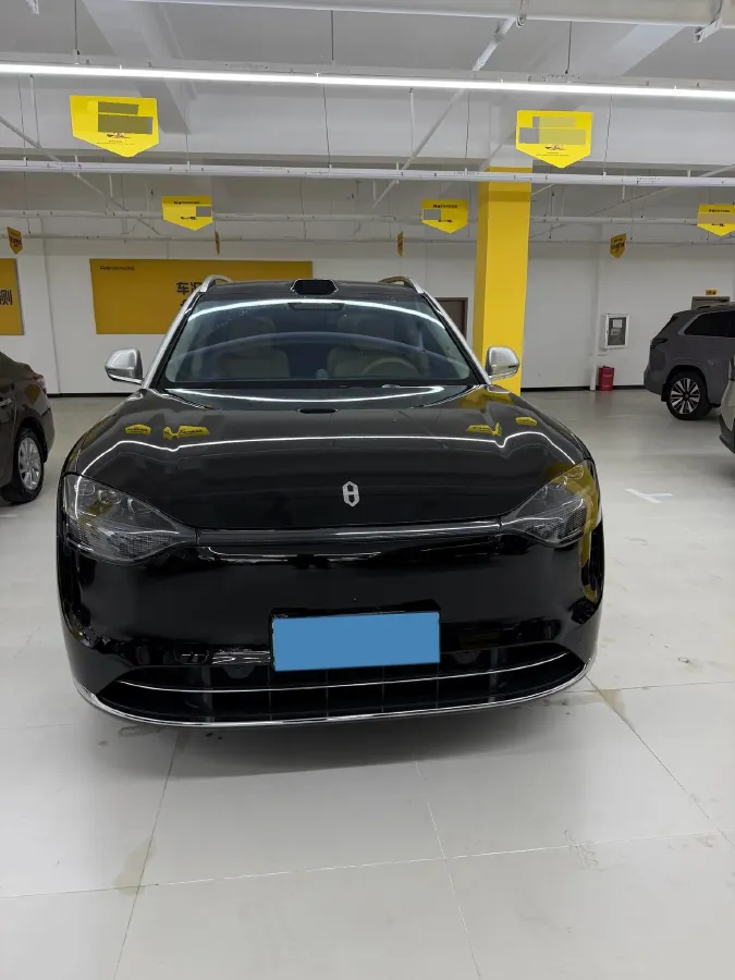 2025 AITO AITO M9 REEV 160HP REEV 52KWH,autocango,china used car exporter,china ev exporter,chinese used car exporter,chinese used ev exporter