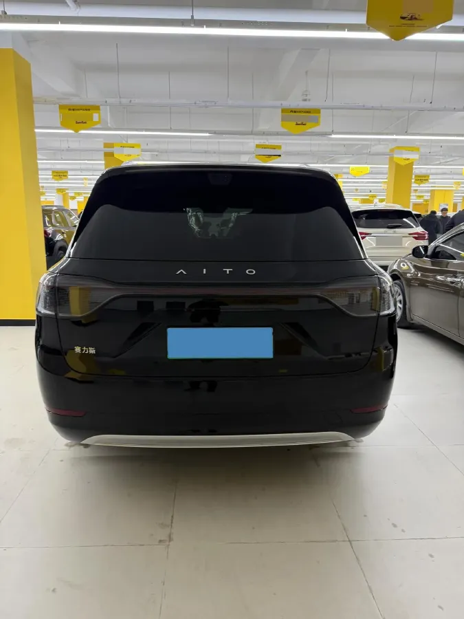 2025 AITO AITO M9 REEV 160HP REEV 52KWH,autocango,china used car exporter,china ev exporter,chinese used car exporter,chinese used ev exporter