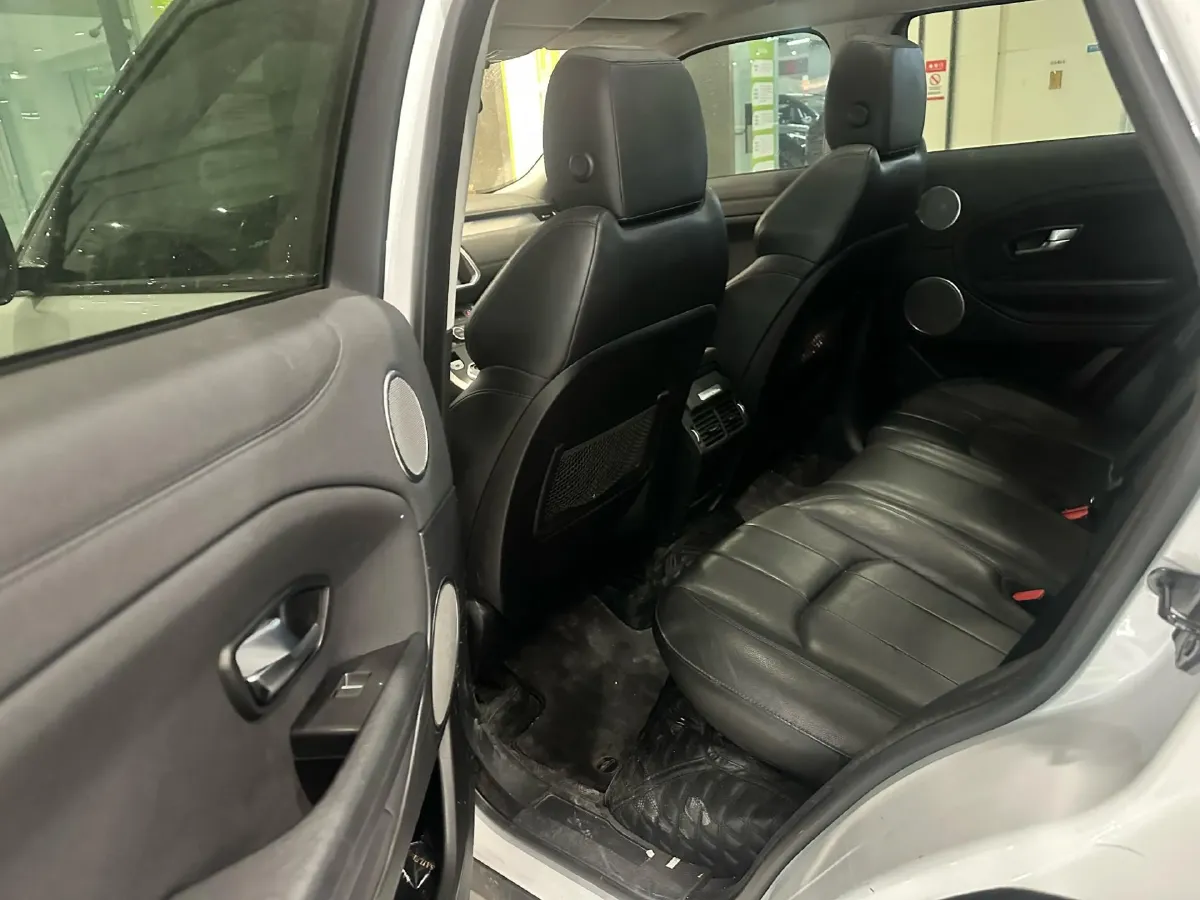 2018 Land Rover Range Rover Evoque 2.0T 241HP L4 9AT,autocango,china used car exporter,china ev exporter,chinese used car exporter,chinese used ev exporter