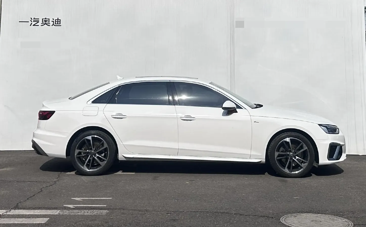 2020 Audi A4L 2.0T 190HP L4 7DCT,autocango,china used car exporter,china ev exporter,chinese used car exporter,chinese used ev exporter