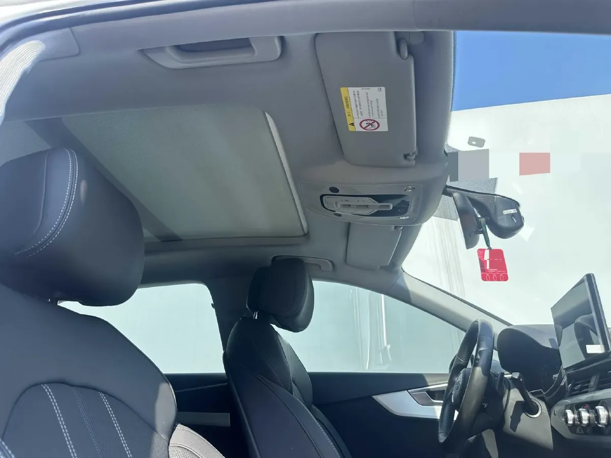 2020 Audi A4L 2.0T 190HP L4 7DCT,autocango,china used car exporter,china ev exporter,chinese used car exporter,chinese used ev exporter