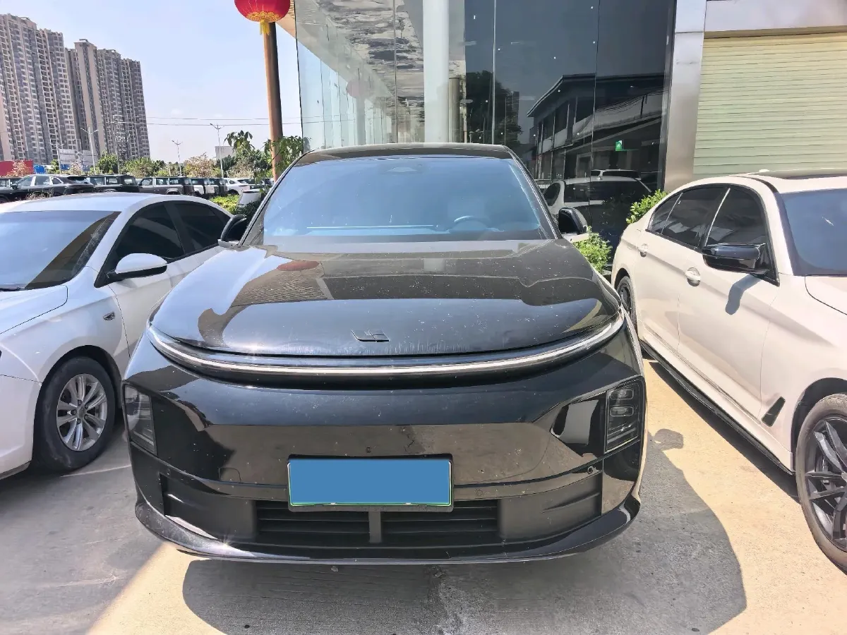 2024 Li L6 Range Extended 154HP L4 REEV 36.8KWH,autocango,china used car exporter,china ev exporter,chinese used car exporter,chinese used ev exporter