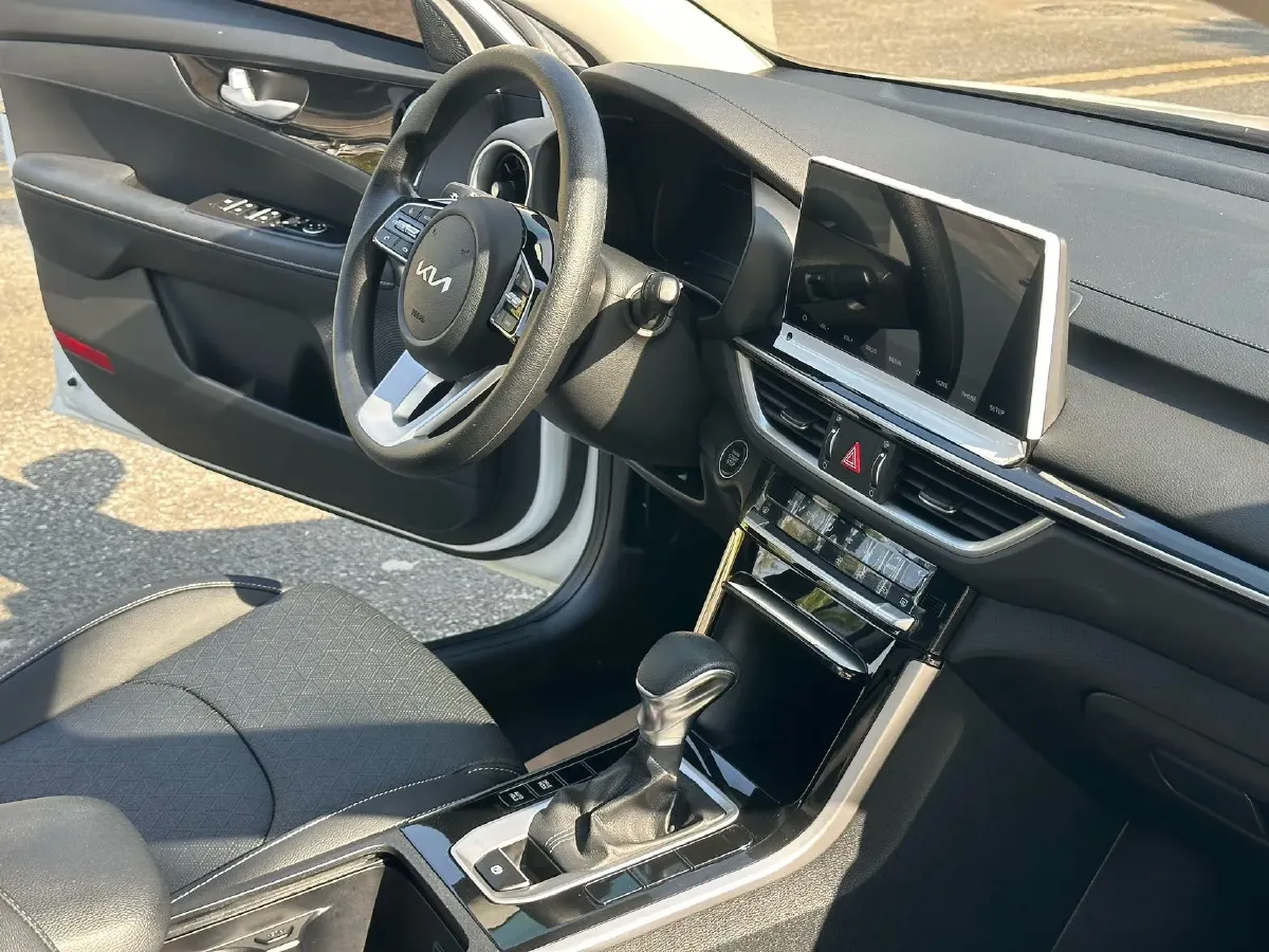 2021 Kia K3 1.5L 115HP L4 CVT,autocango,china used car exporter,china ev exporter,chinese used car exporter,chinese used ev exporter