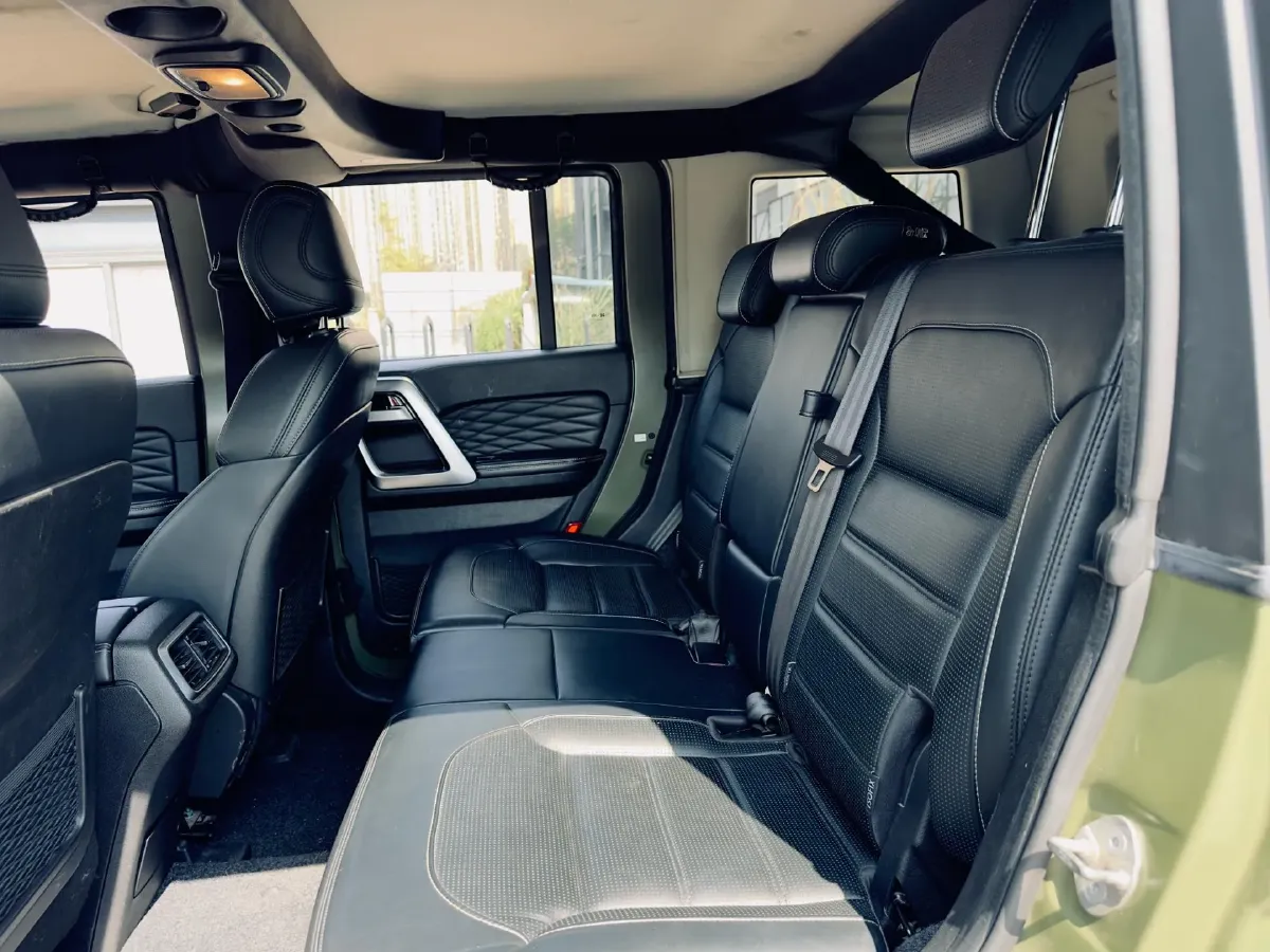 2021 Beijing BJ40 2.0T 163HP L4 8AT,autocango,china used car exporter,china ev exporter,chinese used car exporter,chinese used ev exporter