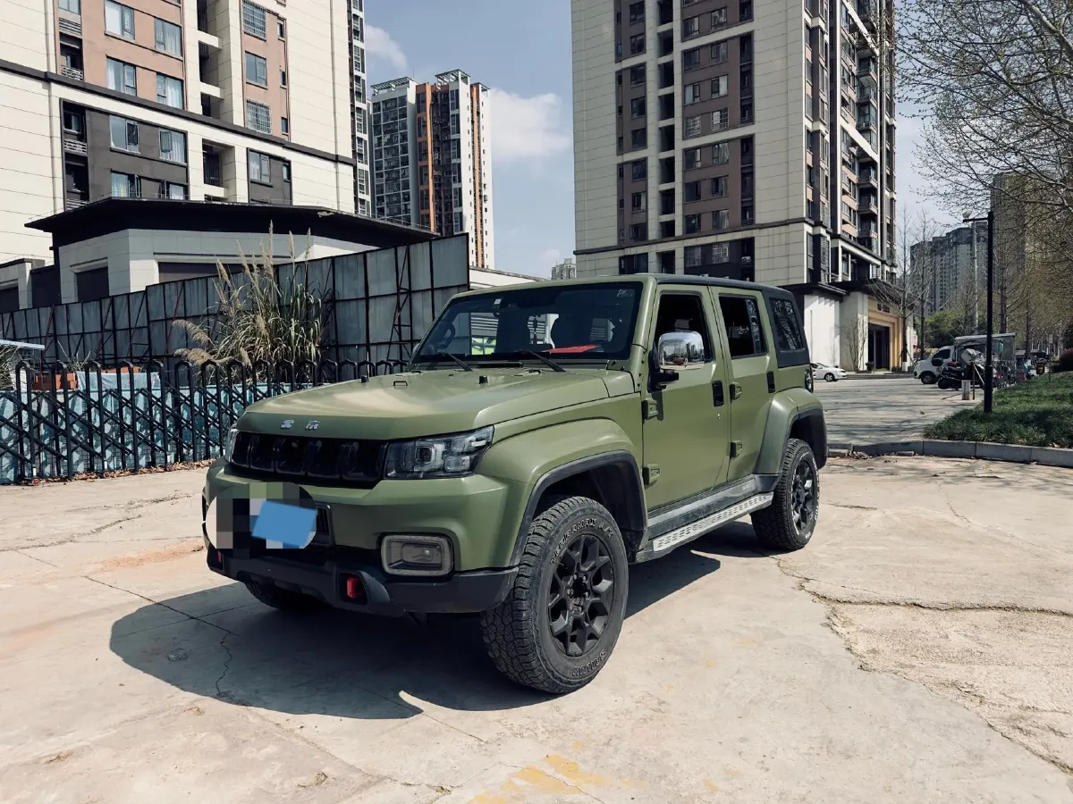 2021 Beijing BJ40 2.0T 163HP L4 8AT,autocango,china used car exporter,china ev exporter,chinese used car exporter,chinese used ev exporter