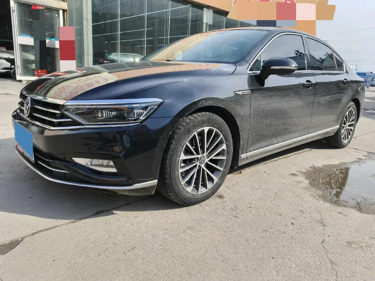 2020 Volkswagen Magotan 2.0T 220HP L4 7DCT,autocango,china used car exporter,china ev exporter,chinese used car exporter,chinese used ev exporter