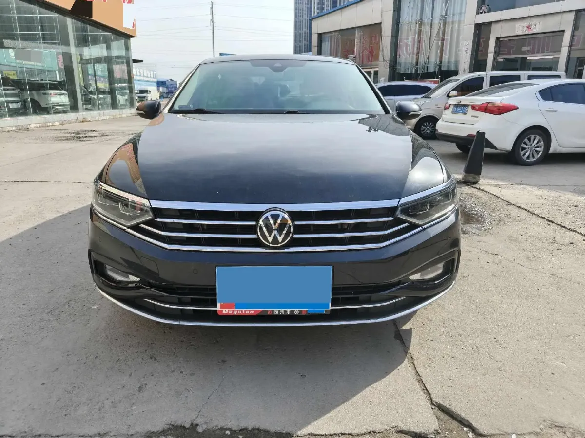2020 Volkswagen Magotan 2.0T 220HP L4 7DCT,autocango,china used car exporter,china ev exporter,chinese used car exporter,chinese used ev exporter