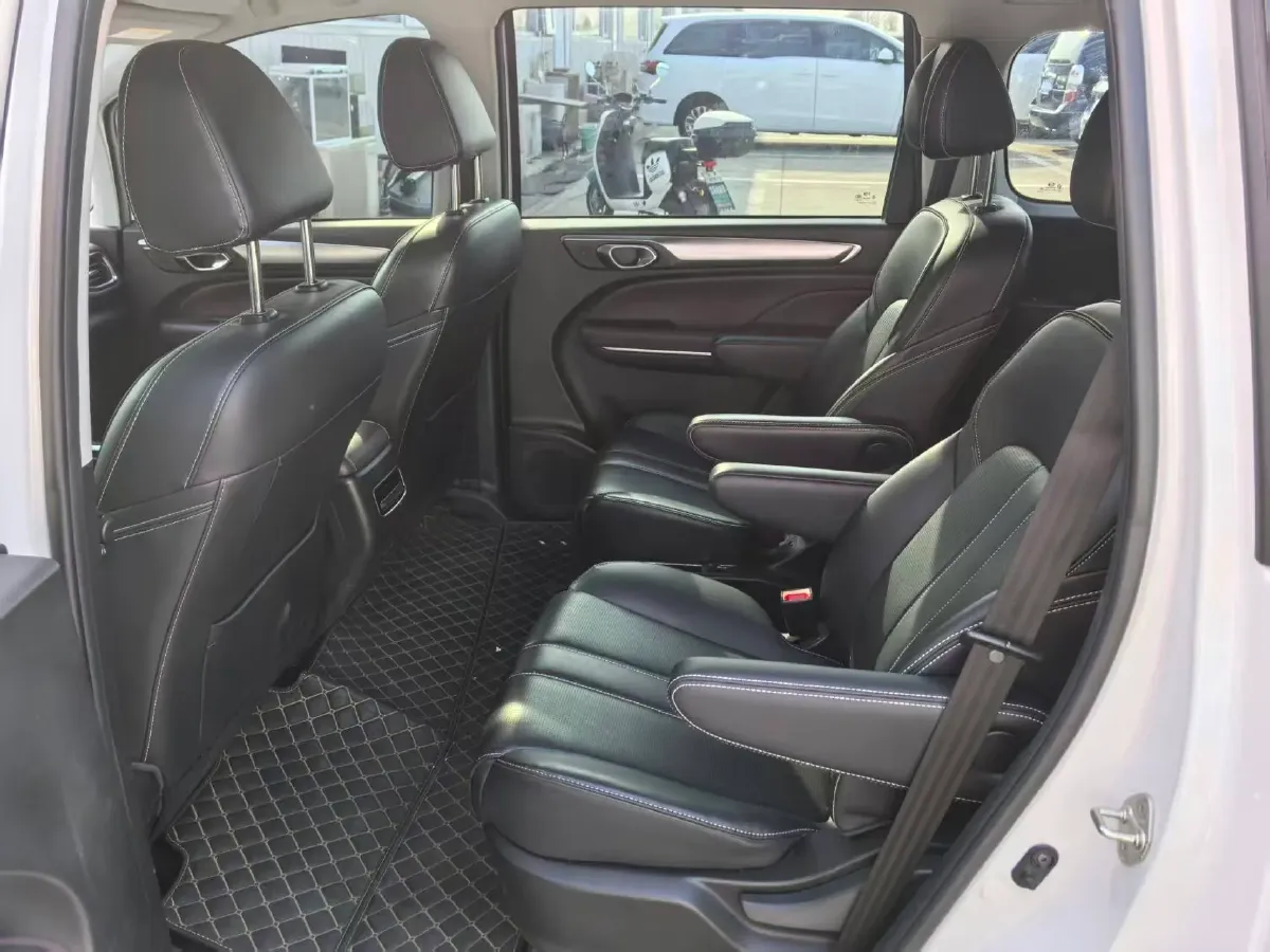 2023 GAC Trumpchi M6 1.5T 177HP L4 7DCT,autocango,china used car exporter,china ev exporter,chinese used car exporter,chinese used ev exporter