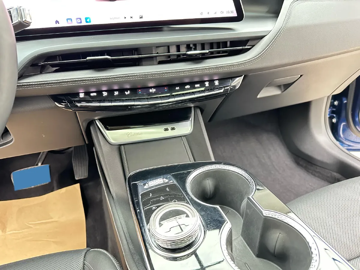 2023 Cadillac GT4 1.5T 211HP L4 9AT,autocango,china used car exporter,china ev exporter,chinese used car exporter,chinese used ev exporter