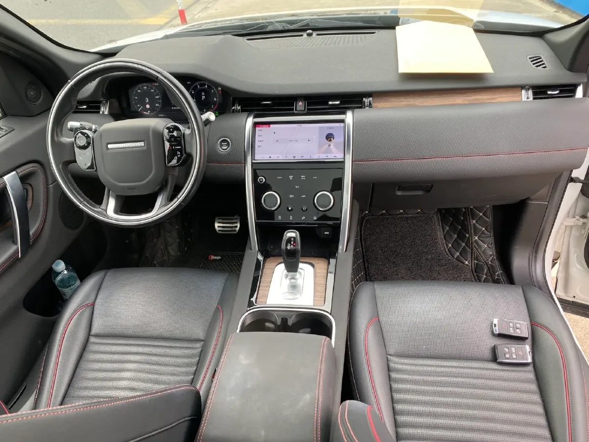 2020 Land Rover Discovery Sport 2.0T 249HP L4 9AT,autocango,china used car exporter,china ev exporter,chinese used car exporter,chinese used ev exporter