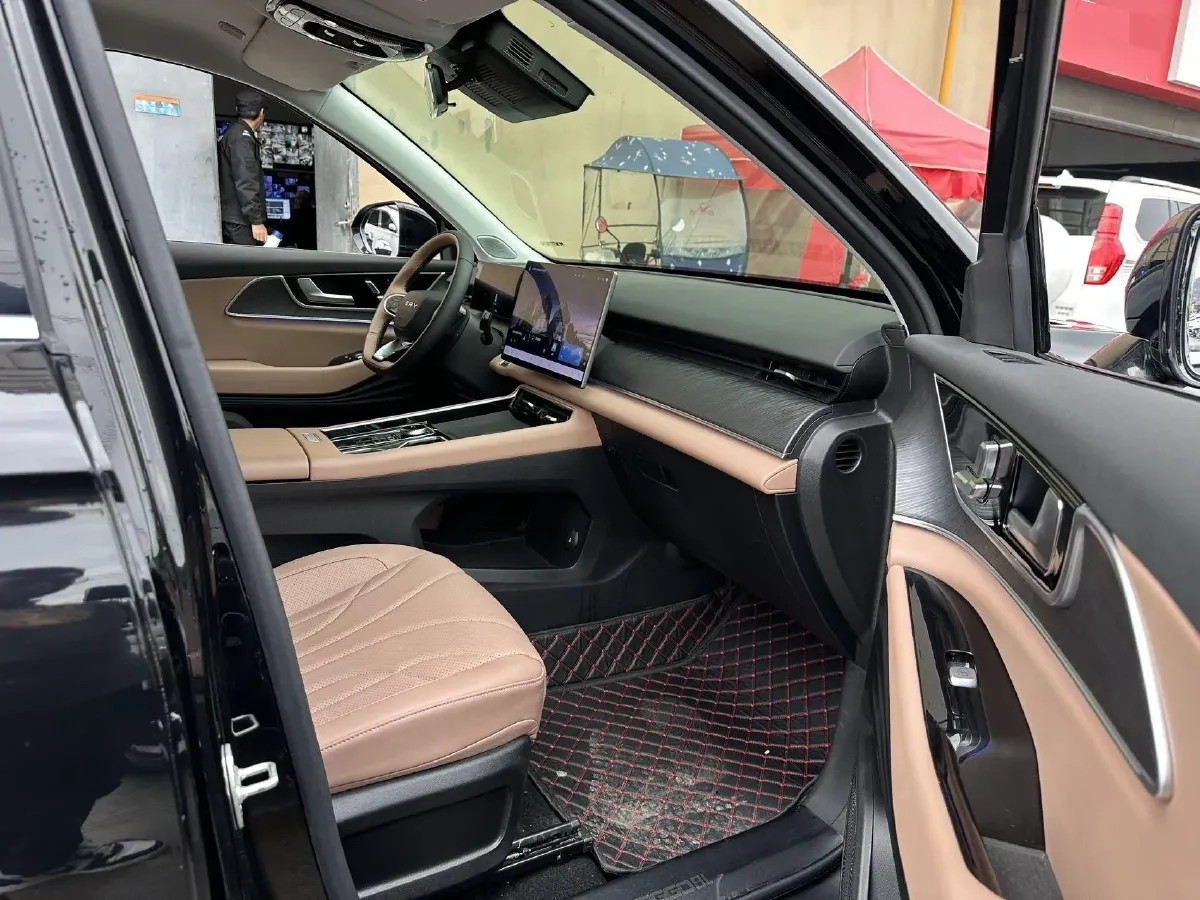 2024 Chery Tiggo8L 2.0T 254HP L4 8AT,autocango,china used car exporter,china ev exporter,chinese used car exporter,chinese used ev exporter