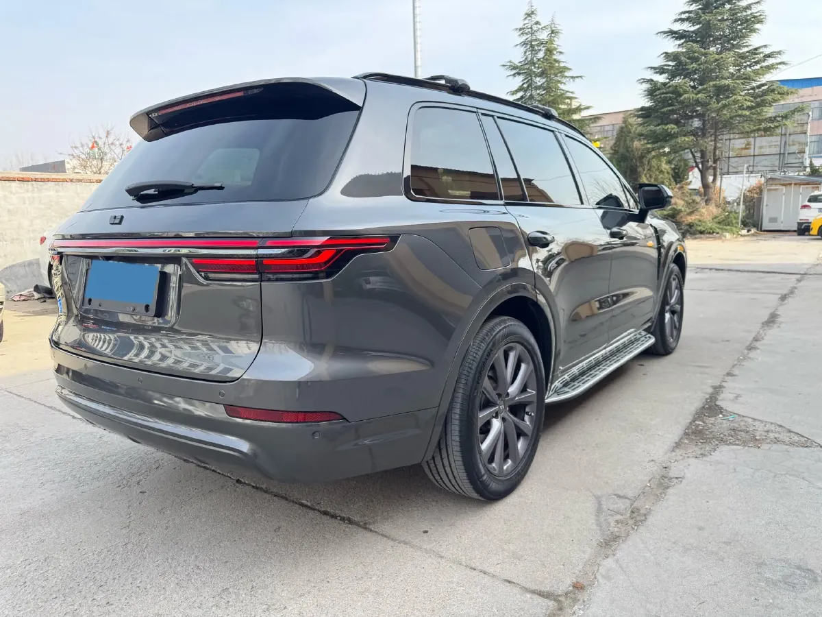 2020 Li ONE Range Extended 131HP REEV 40.5KWH,autocango,china used car exporter,china ev exporter,chinese used car exporter,chinese used ev exporter