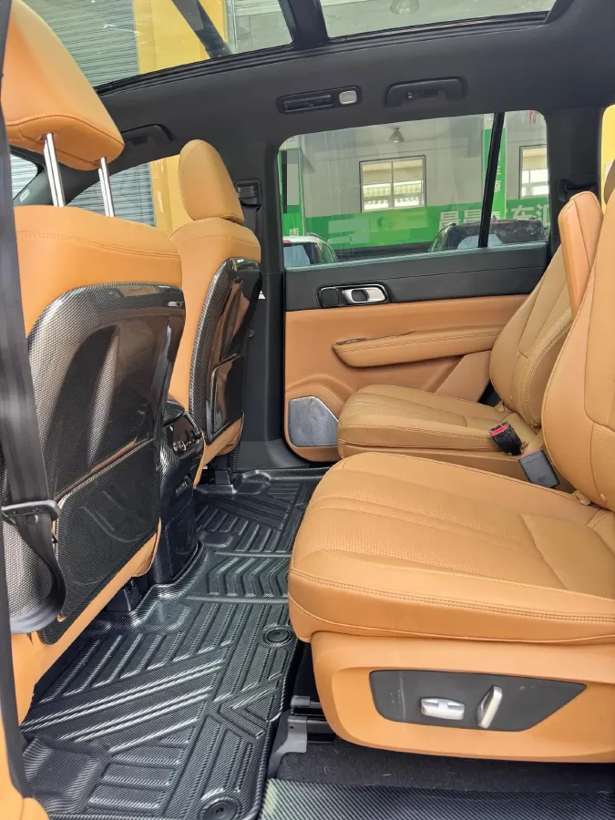 2020 Li ONE Range Extended 131HP REEV 40.5KWH,autocango,china used car exporter,china ev exporter,chinese used car exporter,chinese used ev exporter