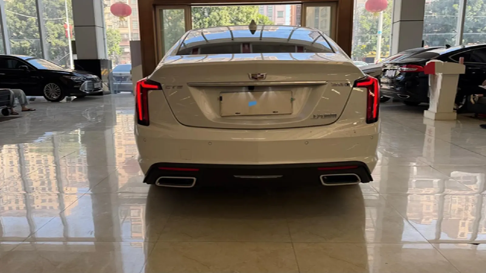 2025 Cadillac CT5 2.0T 237HP L4 10AT,autocango,china used car exporter,china ev exporter,chinese used car exporter,chinese used ev exporter