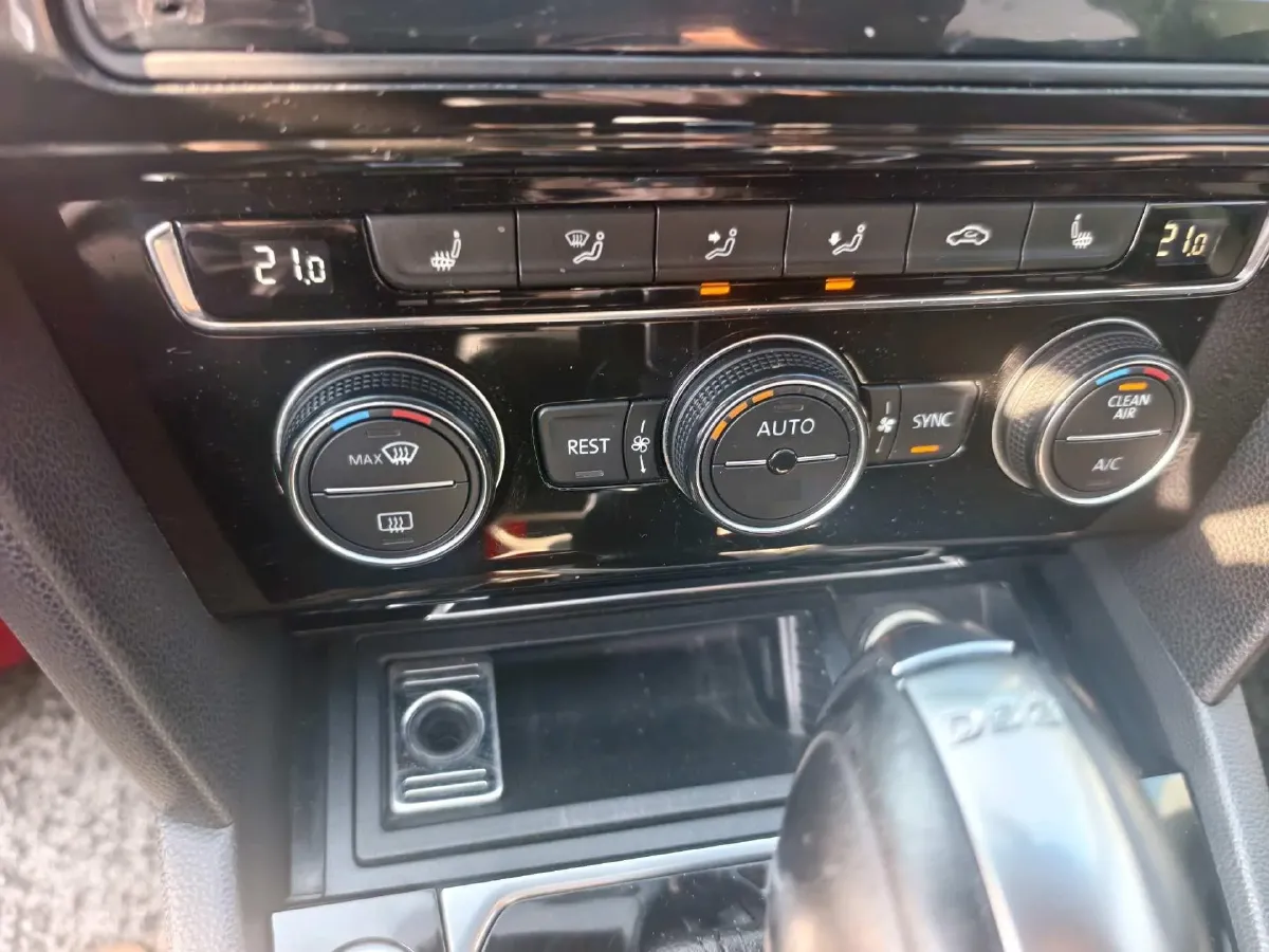 2019 Chevrolet Malibu XL 2.0T 241HP L4 9AT,autocango,china used car exporter,china ev exporter,chinese used car exporter,chinese used ev exporter