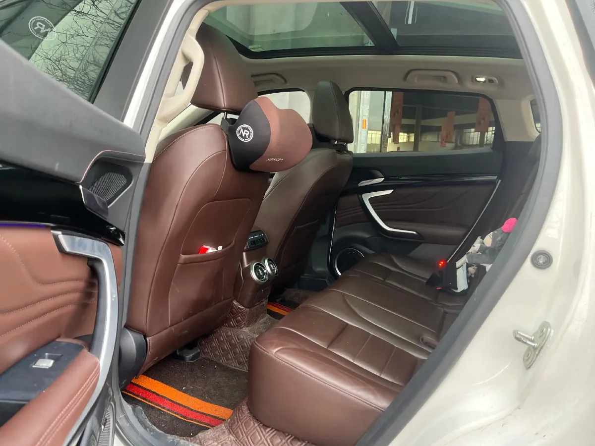 2017 WEY VV7 2.0T 234HP L4 7DCT,autocango,china used car exporter,china ev exporter,chinese used car exporter,chinese used ev exporter