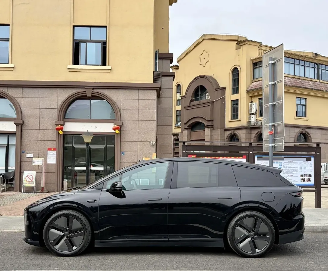 2025 Li i6 BEV,autocango,china used car exporter,china ev exporter,chinese used car exporter,chinese used ev exporter