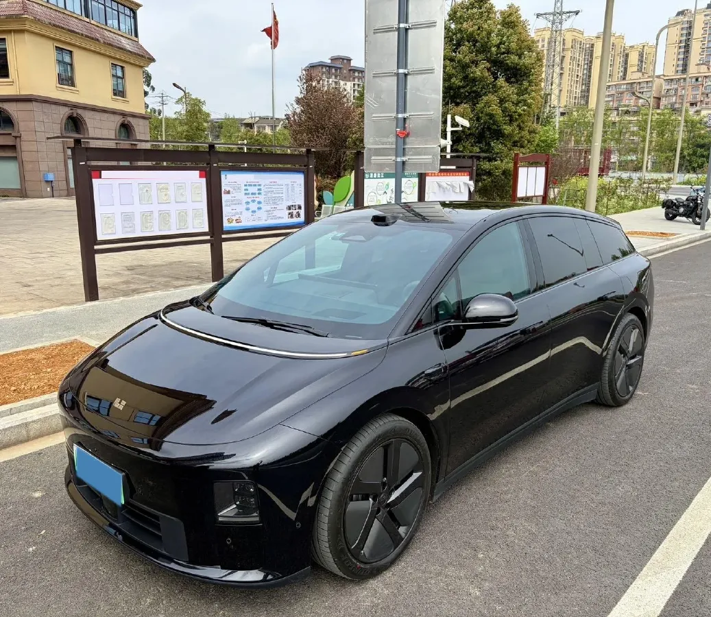 2025 Li i6 BEV,autocango,china used car exporter,china ev exporter,chinese used car exporter,chinese used ev exporter