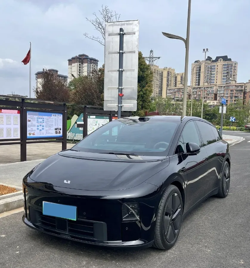 2025 Li i6 BEV,autocango,china used car exporter,china ev exporter,chinese used car exporter,chinese used ev exporter