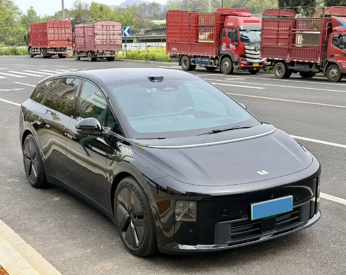 2025 Li i6 BEV,autocango,china used car exporter,china ev exporter,chinese used car exporter,chinese used ev exporter