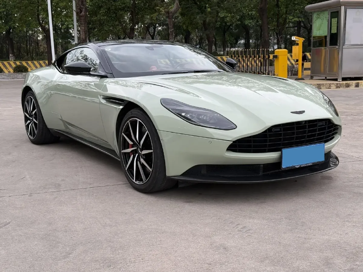 2017 Aston Martin DB11 4.0T 510HP V8 8AT,autocango,china used car exporter,china ev exporter,chinese used car exporter,chinese used ev exporter