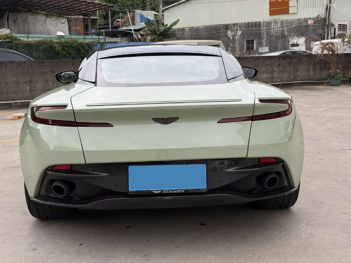 2017 Aston Martin DB11 4.0T 510HP V8 8AT,autocango,china used car exporter,china ev exporter,chinese used car exporter,chinese used ev exporter