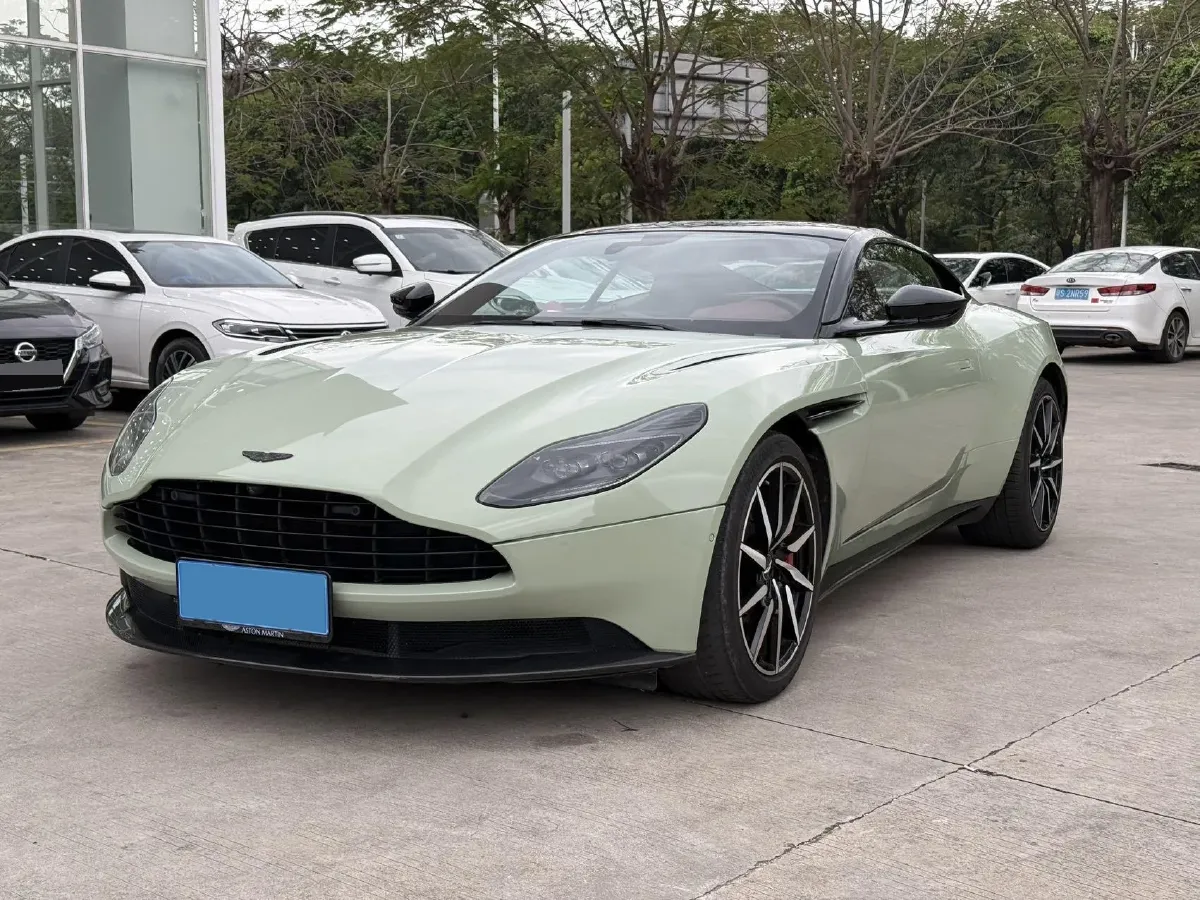 2017 Aston Martin DB11 4.0T 510HP V8 8AT,autocango,china used car exporter,china ev exporter,chinese used car exporter,chinese used ev exporter
