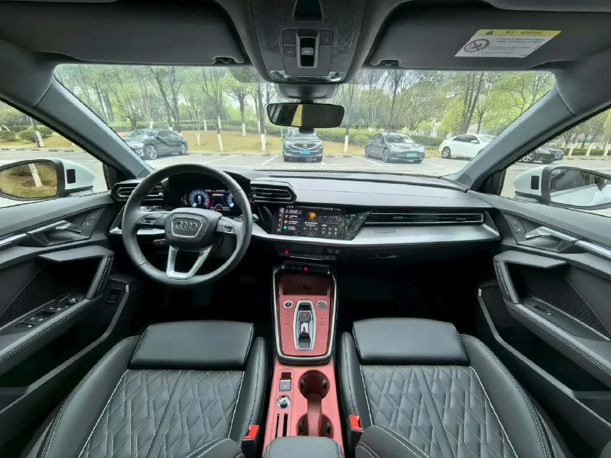 2025 Audi A3 1.5T 160HP L4 7DCT,autocango,china used car exporter,china ev exporter,chinese used car exporter,chinese used ev exporter