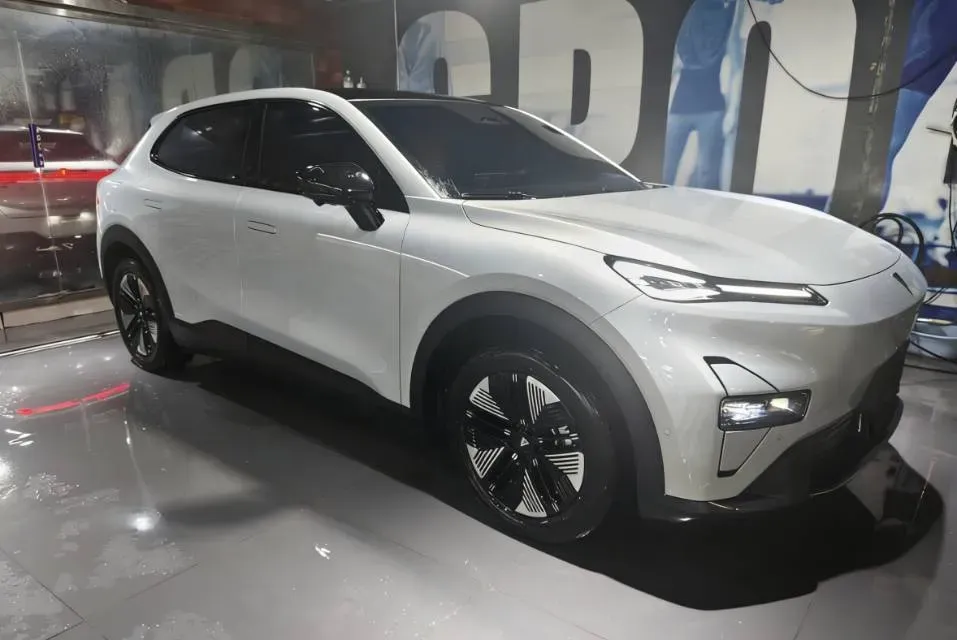2025 ChangAn QiYuan A07 BEV 56.1KWH,autocango,china used car exporter,china ev exporter,chinese used car exporter,chinese used ev exporter
