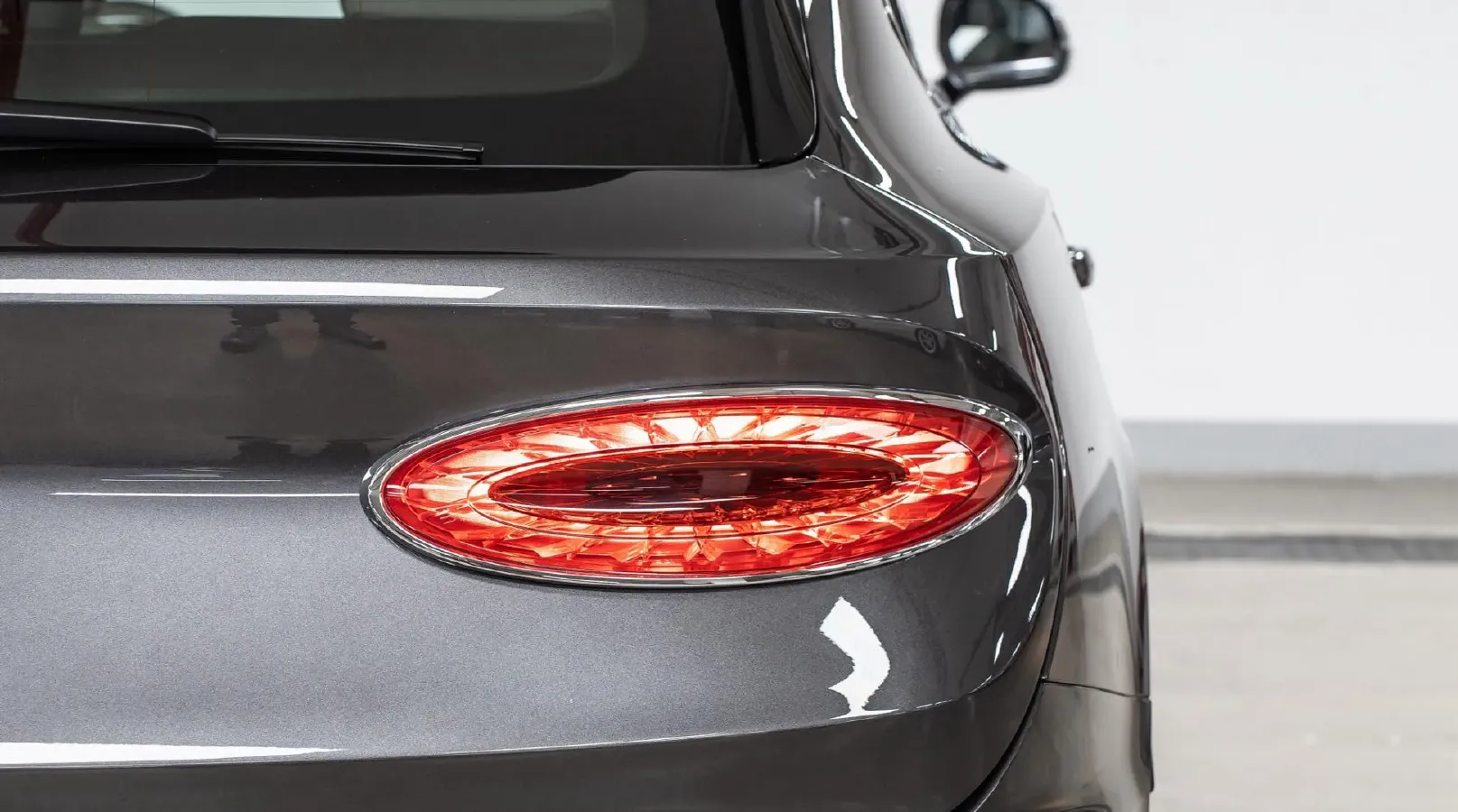 2023 Bentley Bentayga 4.0T 550HP V8 8AT,autocango,china used car exporter,china ev exporter,chinese used car exporter,chinese used ev exporter