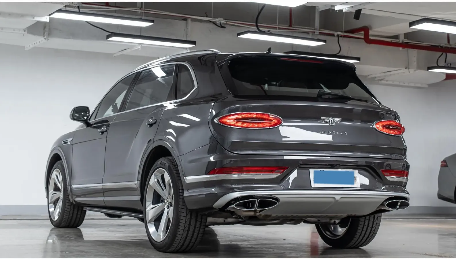 2023 Bentley Bentayga 4.0T 550HP V8 8AT,autocango,china used car exporter,china ev exporter,chinese used car exporter,chinese used ev exporter