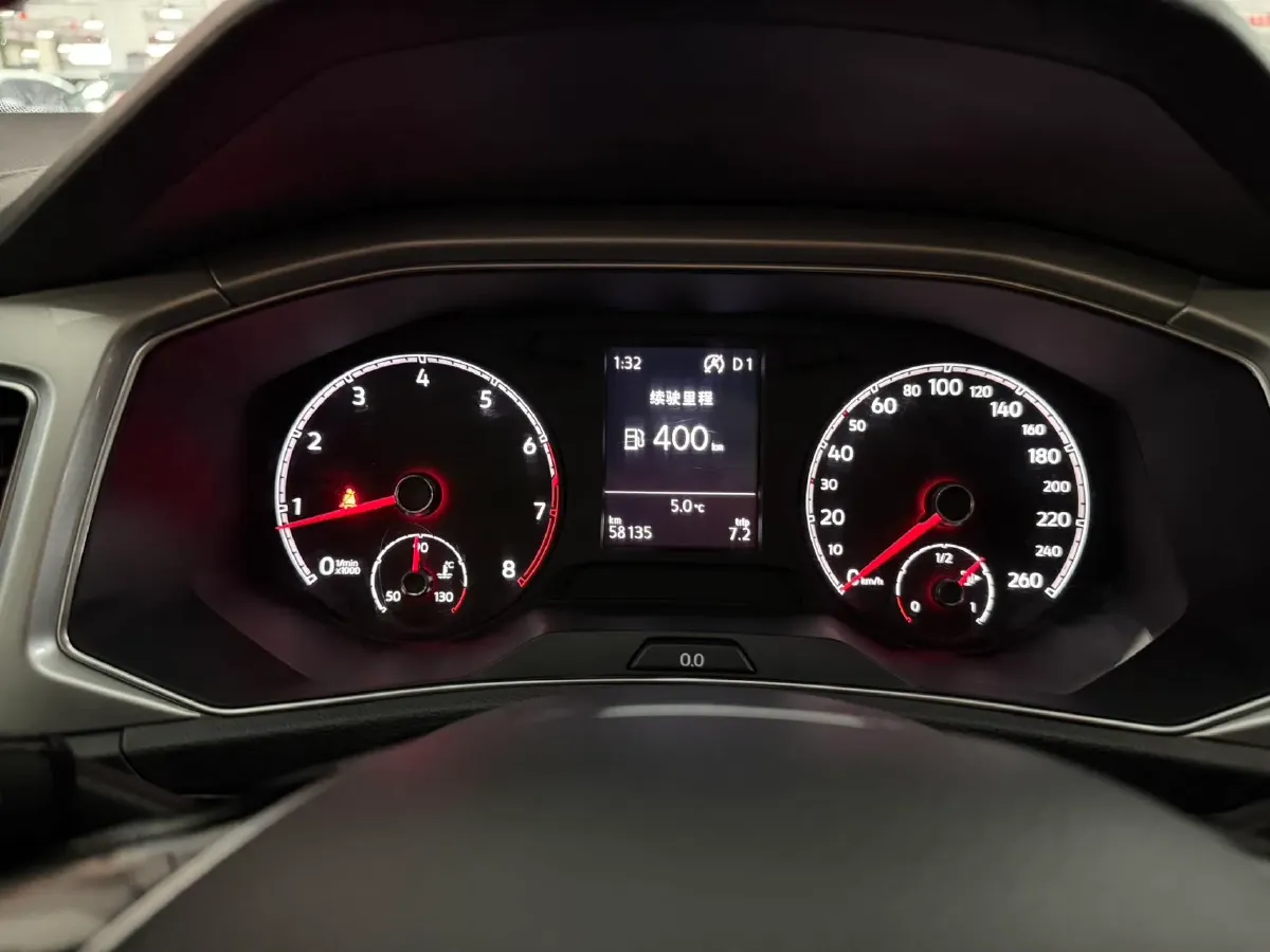 2022 Volkswagen T-Roc 1.4T 150HP L4 7DCT,autocango,china used car exporter,china ev exporter,chinese used car exporter,chinese used ev exporter