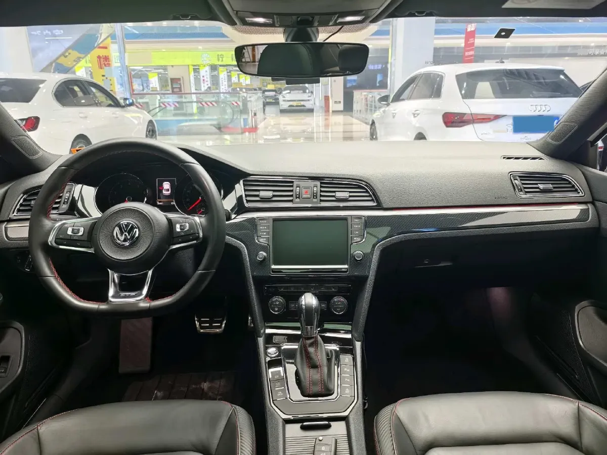 2017 Volkswagen Lamando 2.0T 220HP L4 7DCT,autocango,china used car exporter,china ev exporter,chinese used car exporter,chinese used ev exporter
