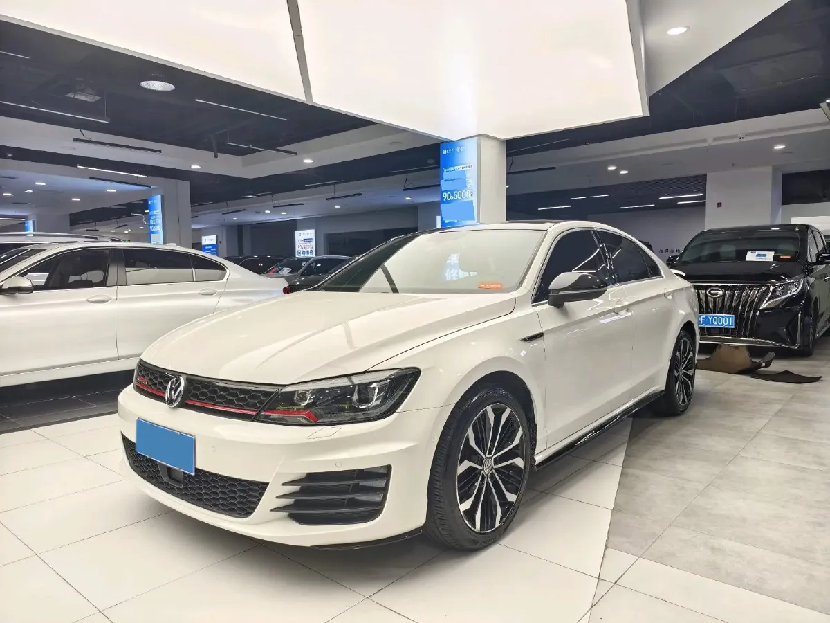 2017 Volkswagen Lamando 2.0T 220HP L4 7DCT,autocango,china used car exporter,china ev exporter,chinese used car exporter,chinese used ev exporter