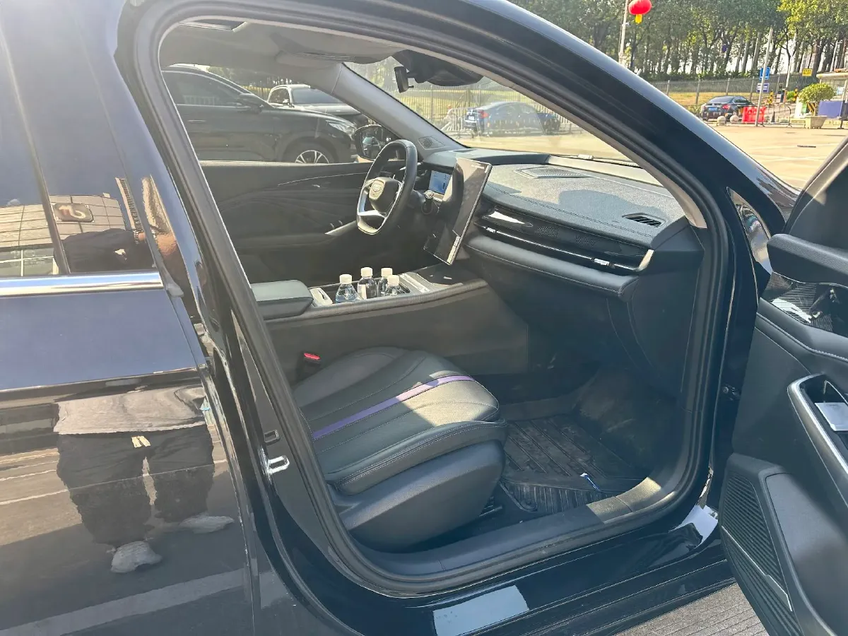 2024 Geely PrefaceL 1.5T 163HP L4 3DHT Hybrid,autocango,china used car exporter,china ev exporter,chinese used car exporter,chinese used ev exporter