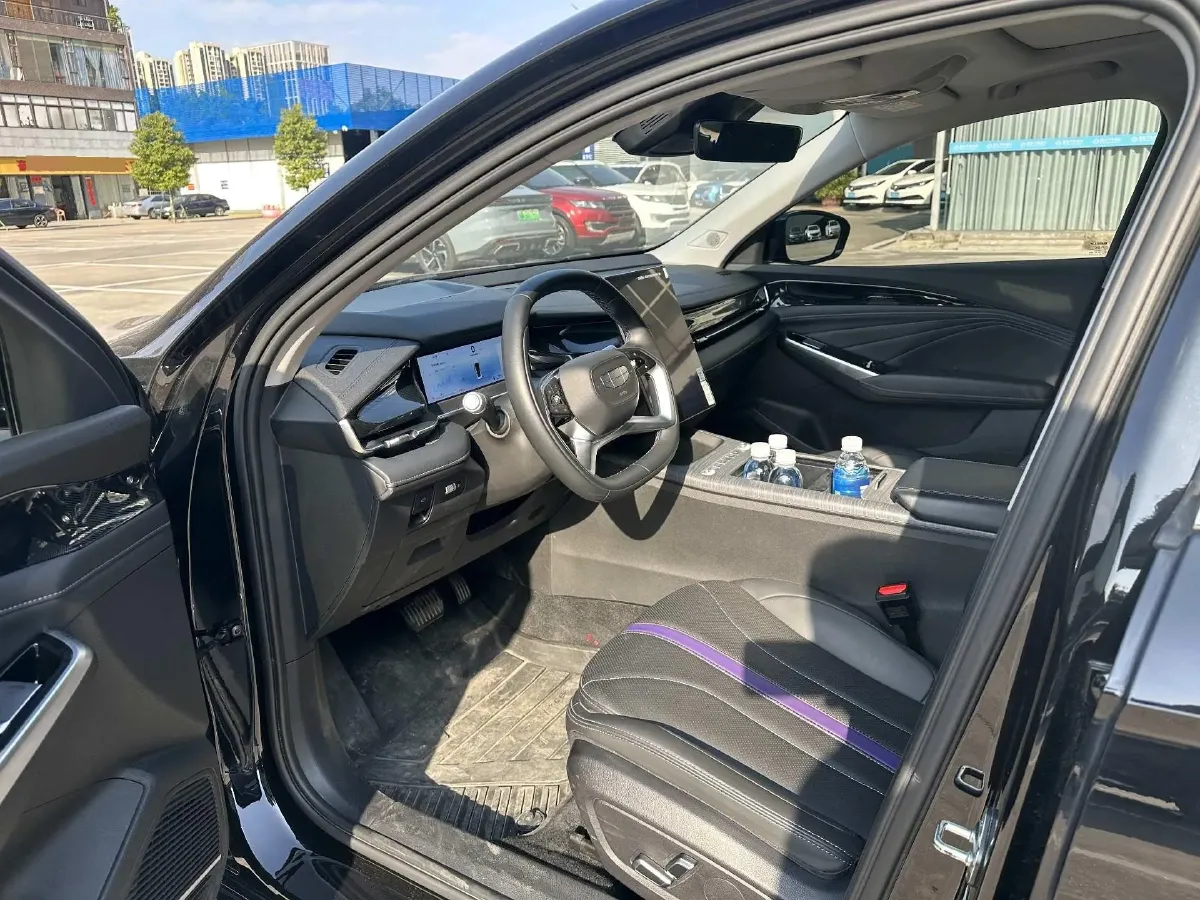 2024 Geely PrefaceL 1.5T 163HP L4 3DHT Hybrid,autocango,china used car exporter,china ev exporter,chinese used car exporter,chinese used ev exporter