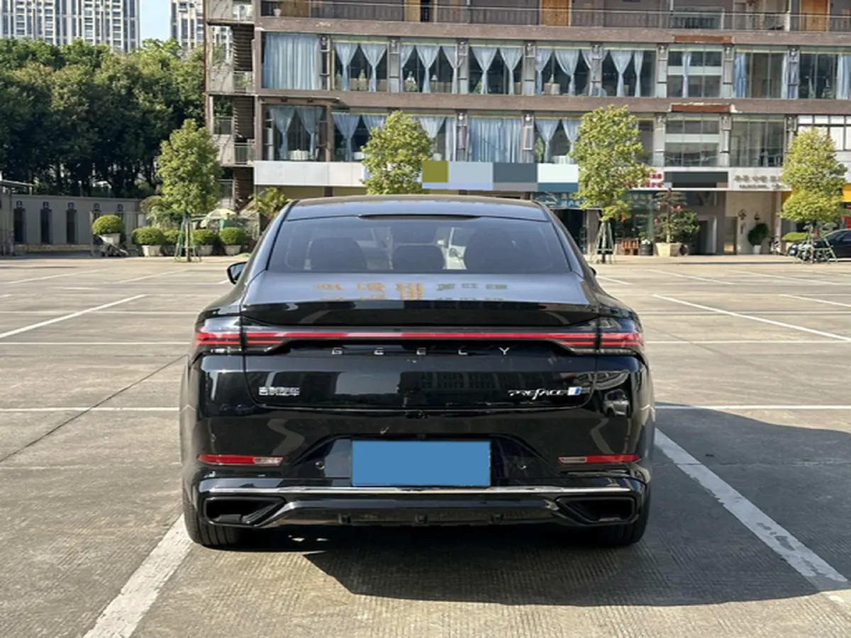 2024 Geely PrefaceL 1.5T 163HP L4 3DHT Hybrid,autocango,china used car exporter,china ev exporter,chinese used car exporter,chinese used ev exporter