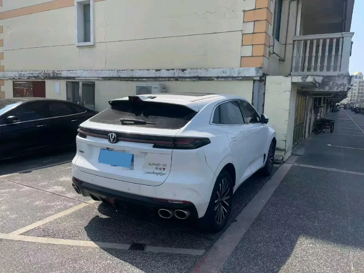 2021 ChangAn UNI-K 2.0T 233HP L4 8AT,autocango,china used car exporter,china ev exporter,chinese used car exporter,chinese used ev exporter
