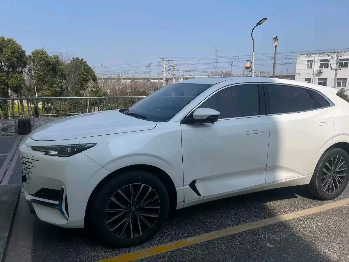 2021 ChangAn UNI-K 2.0T 233HP L4 8AT,autocango,china used car exporter,china ev exporter,chinese used car exporter,chinese used ev exporter