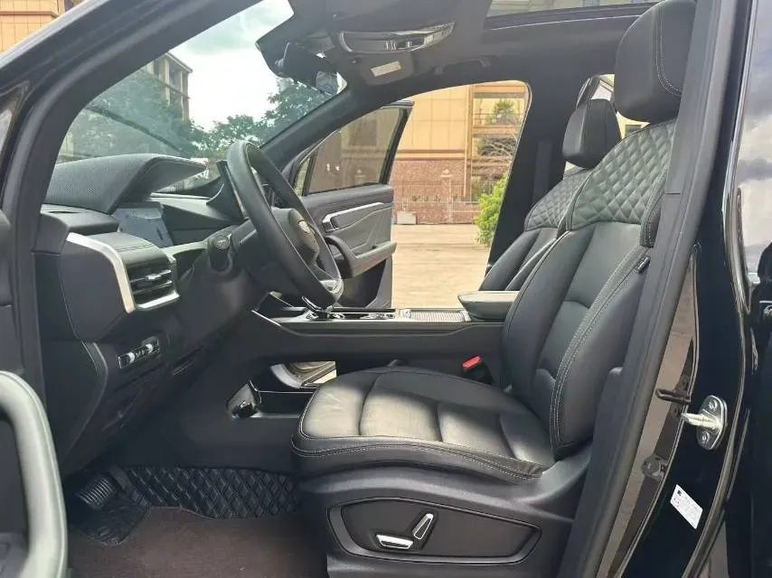 2024 Geely Okavango L 2.0T 218HP L4 7DCT,autocango,china used car exporter,china ev exporter,chinese used car exporter,chinese used ev exporter